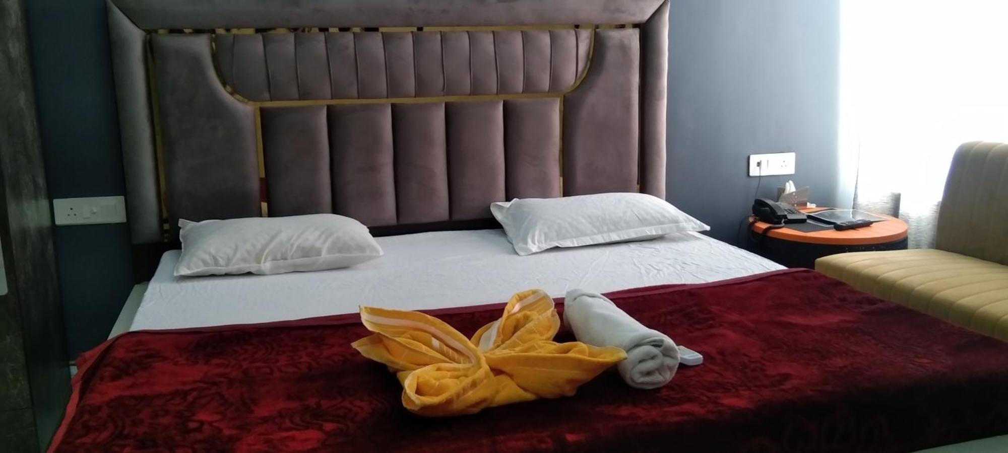 Hotel Ap Suratgarh 外观 照片