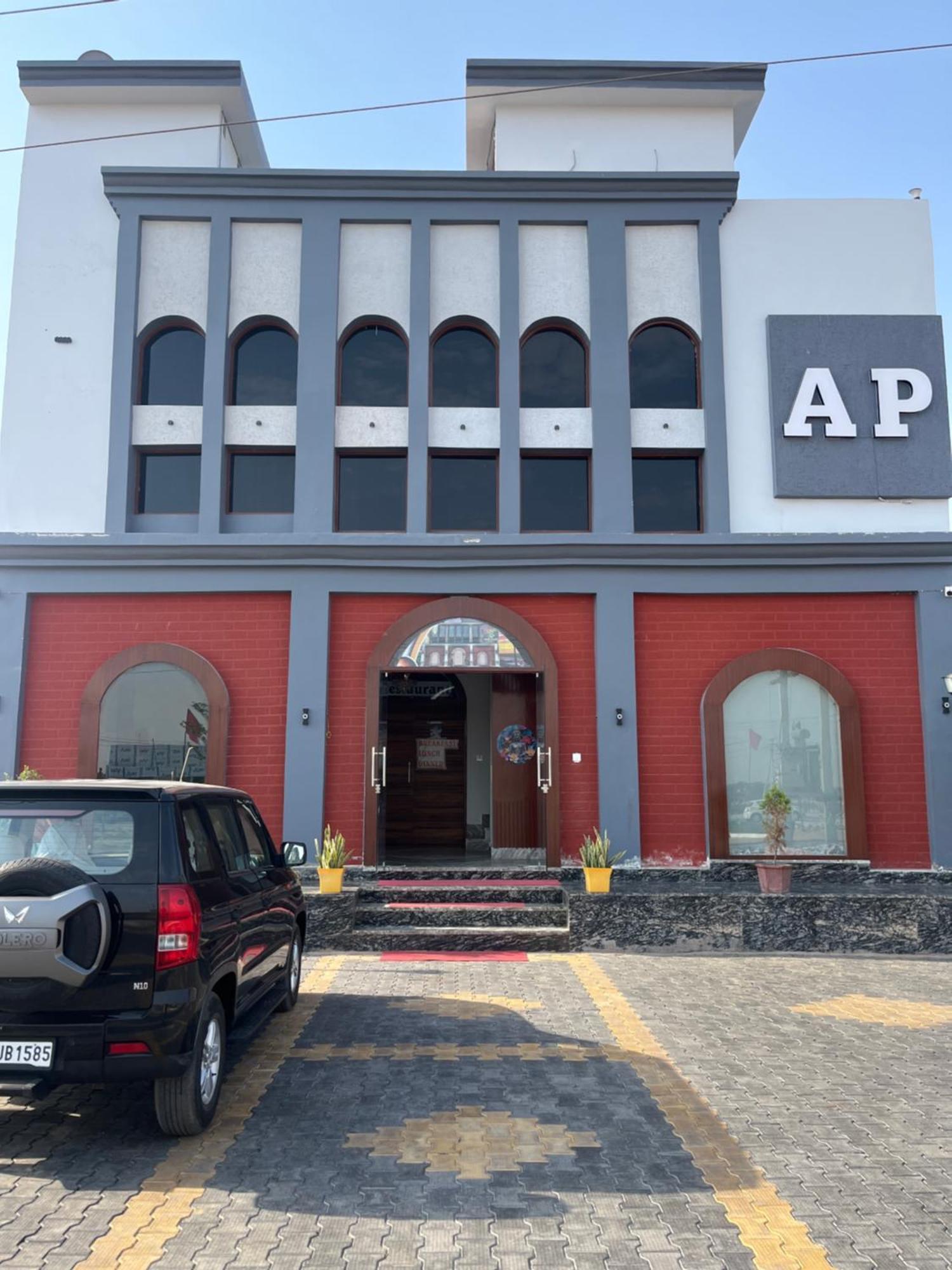 Hotel Ap Suratgarh 外观 照片
